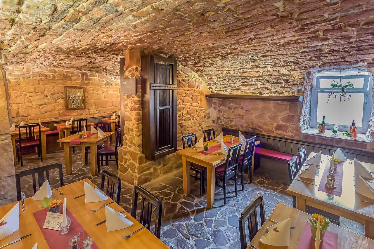 Hotel Wirtshaus Zum Pferdemarkt Saarburg Exteriér fotografie